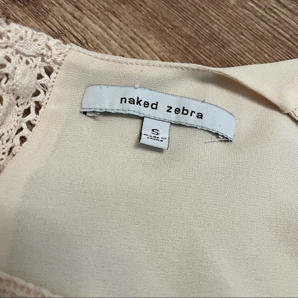 Naked Zebra Cream Sleeveless Blouse Crochet Detail - Picture 3 of 4